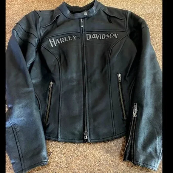 Harley Davidson Miss Enthusiast Leather Jacket EUC​​​​​​​​ - Picture 3 of 9